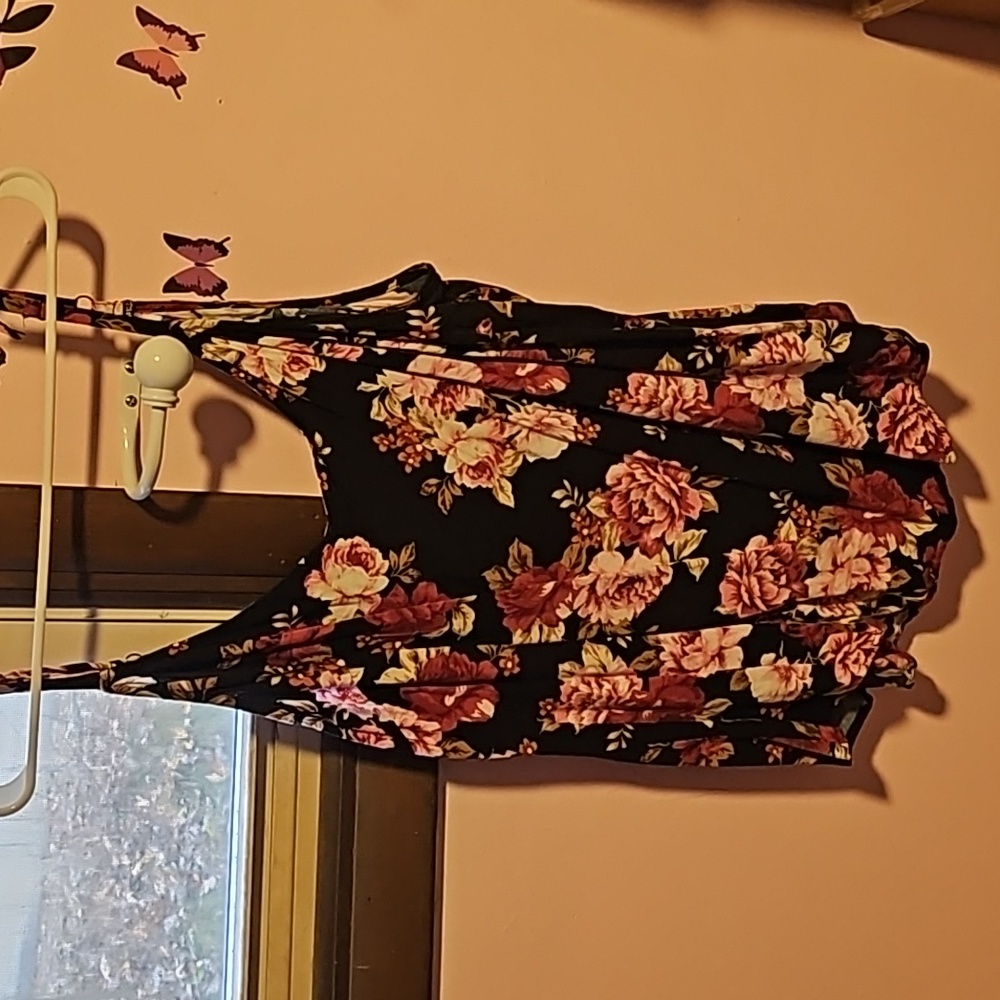 Beautiful Torrid Tank Top